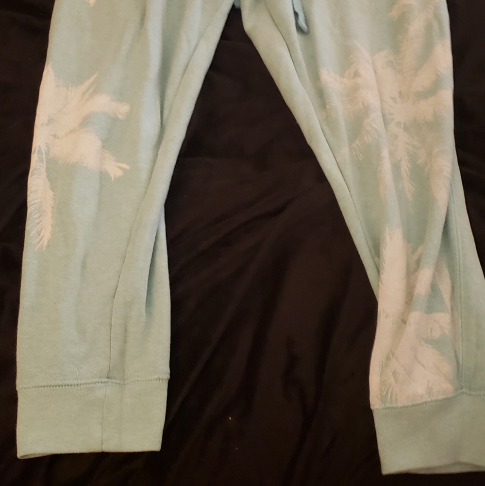 Fitted sweats - Picture 2 of 3